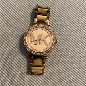 Barely worn Michael Kors rose gold watch